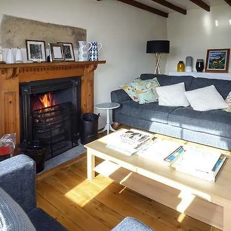 1 Brow Cottages Beck Hole